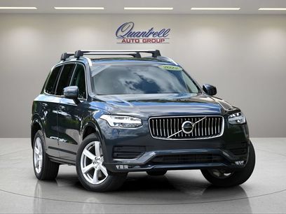 Used 2022 Volvo XC90 T5 Momentum w/ Climate Package