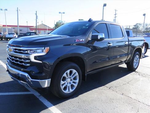 Used 2024 Chevrolet Silverado 1500 LTZ w/ Technology Package image 8