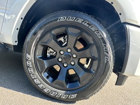 New 2026 RAM 1500 Big Horn AWD/4WD image 15