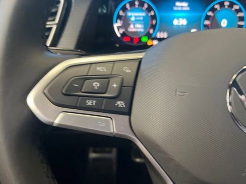 New 2025 Volkswagen Atlas Cross Sport SEL Premium R-Line image 32