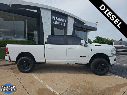 Used 2024 RAM 2500 Laramie w/ Safety Group AWD/4WD image 2
