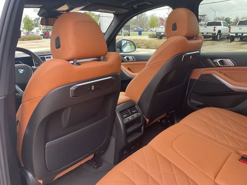 Used 2024 BMW X5 sDrive40i w/ Parking Assistance Package RWD image 19