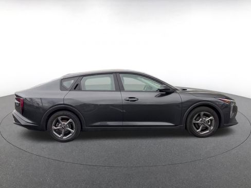 Used 2025 Kia K4 FWD image 16