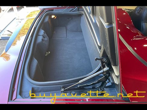 Used 2008 Chevrolet Corvette Convertible w/ Preferred Equipment Group image 27