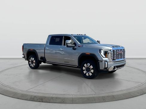 Used 2025 GMC Sierra 3500 Denali w/ Denali Reserve Package AWD/4WD image 2