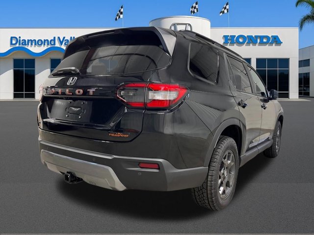 New 2026 Honda Pilot TrailSport image 3
