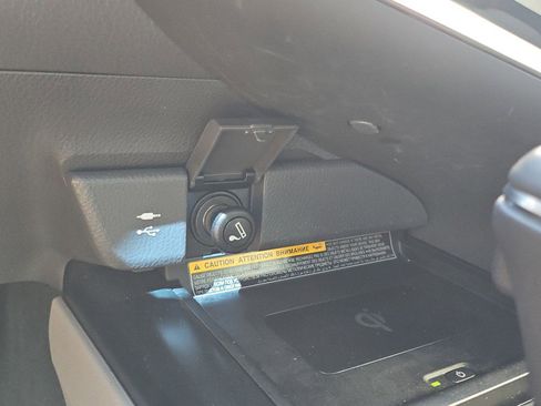Used 2018 Toyota Camry XLE w/ Driver Assist Package FWD image 21