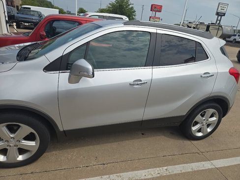Used 2015 Buick Encore Convenience FWD image 10