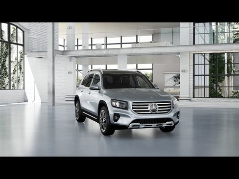 New 2026 Mercedes-Benz GLB 250 4MATIC image 4
