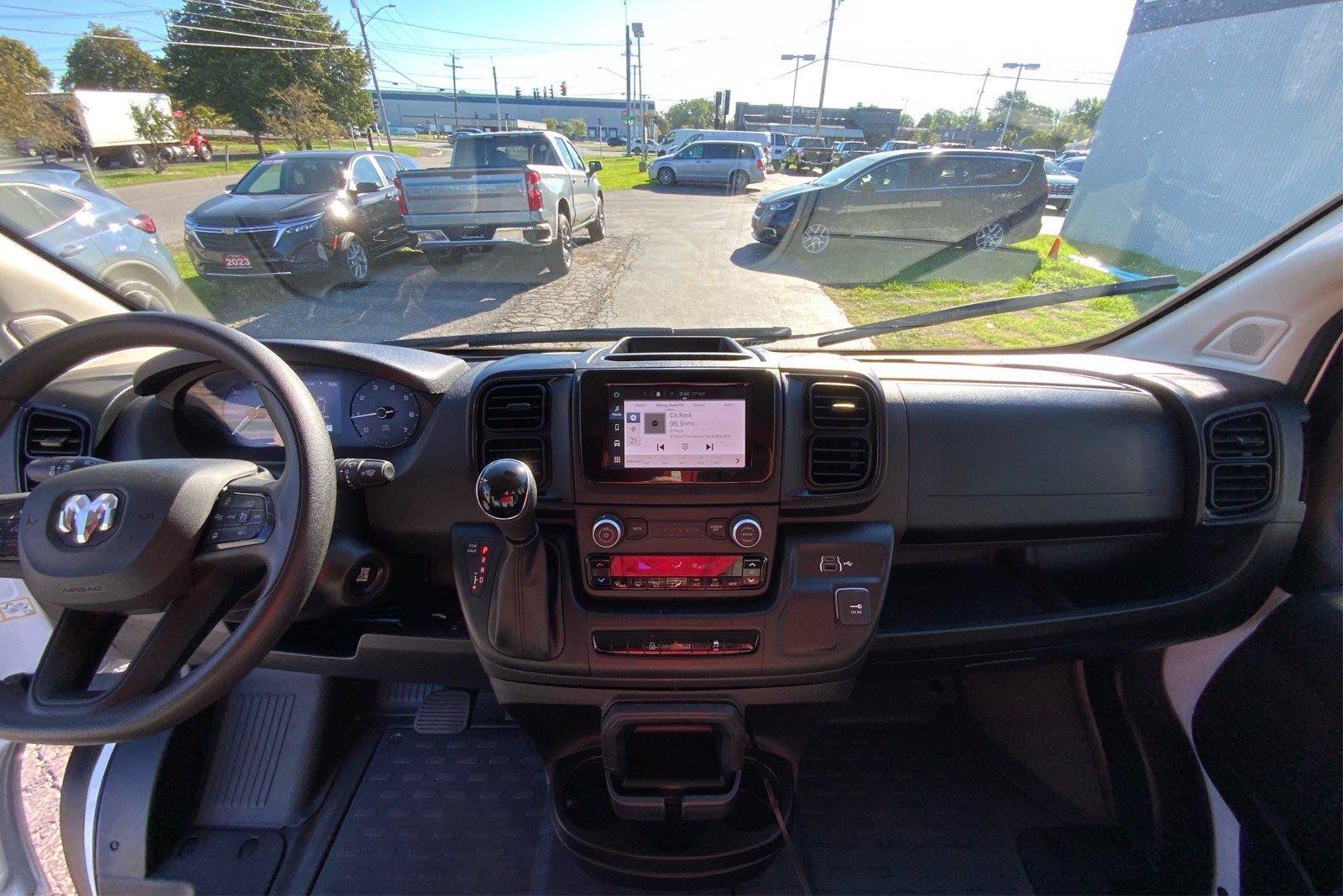 Used 2025 RAM ProMaster 3500 w/ Convenience Group FWD image 29