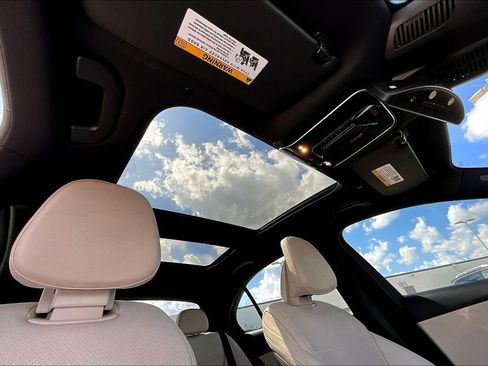 Used 2022 Mercedes-Benz C 300 Sedan image 22