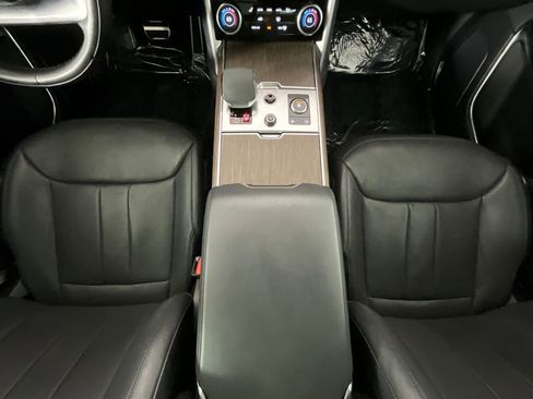 Certified 2023 Land Rover Range Rover SE AWD/4WD image 14