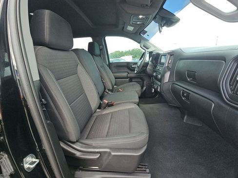 Used 2023 Chevrolet Silverado 1500 Custom w/ LPO, Dark Essentials Package RWD image 5