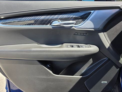 Used 2024 Cadillac XT6 Premium Luxury w/ LPO, Floor Liner Package image 27