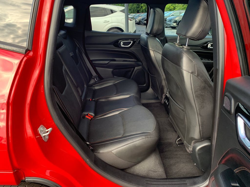 Used 2022 Jeep Compass Limited w/ (RED) Package AWD/4WD image 29