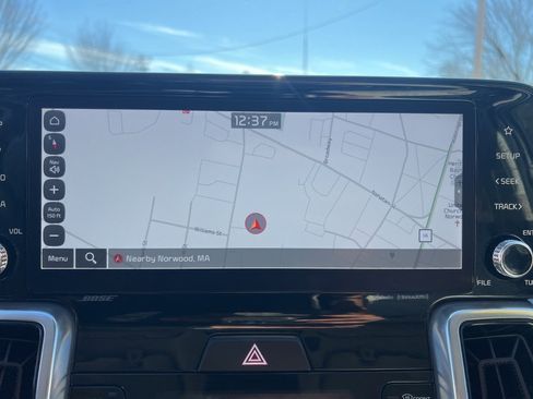 Certified 2024 Kia Sorento SX Prestige image 19