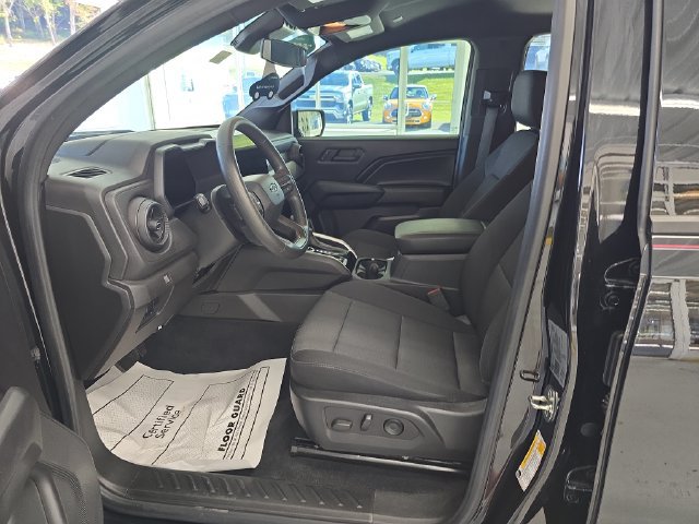 Used 2023 Chevrolet Colorado Trail Boss w/ Advanced Trailering Package AWD/4WD image 13