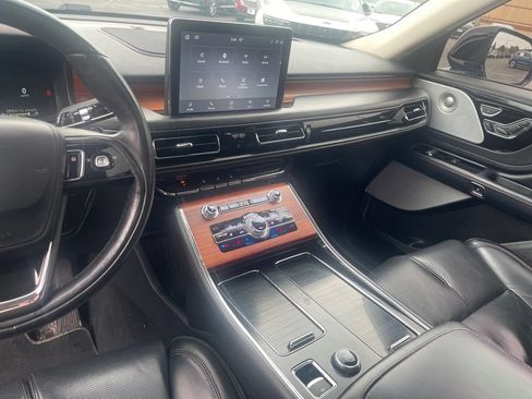 Used 2020 Lincoln Aviator Reserve w/ Equipment Group 202A AWD/4WD image 25