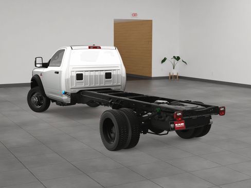New 2025 RAM 5500 Tradesman image 4