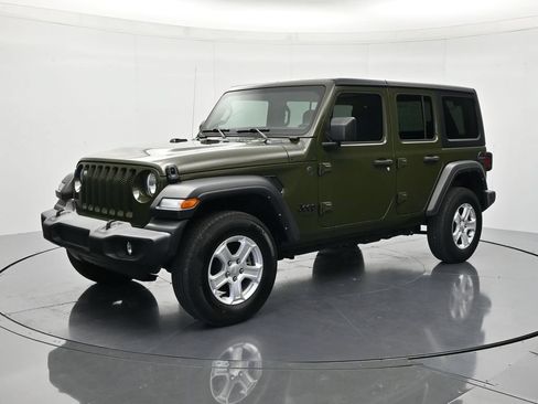Used 2022 Jeep Wrangler Unlimited Sport AWD/4WD image 1