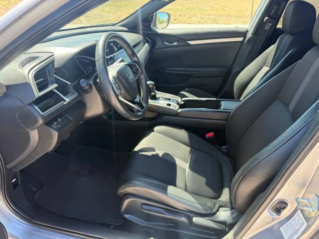 Used 2020 Honda Civic Sport image 11
