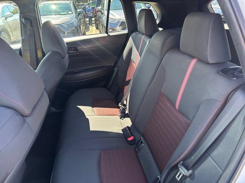 Used 2025 Toyota Corolla Cross AWD Hybrid w/ Moonroof Package image 35