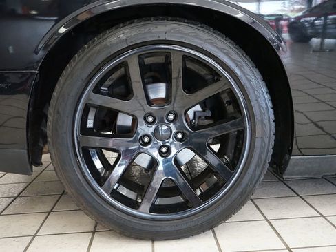 Used 2010 Dodge Challenger SE RWD image 46