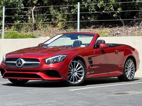 Used 2019 Mercedes-Benz SL 550 image 1