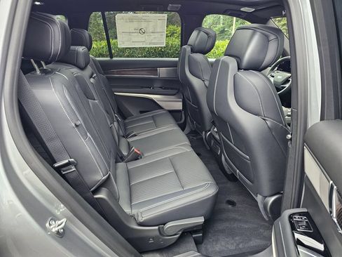 New 2027 Cadillac Vistiq Luxury AWD/4WD image 12