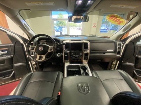 Used 2018 RAM 2500 Laramie w/ Convenience Group AWD/4WD image 22