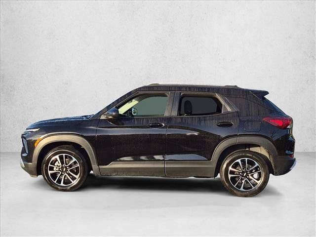 Used 2025 Chevrolet TrailBlazer LT FWD image 9