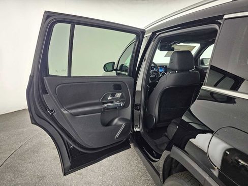 New 2026 Mercedes-Benz GLB 250 image 15