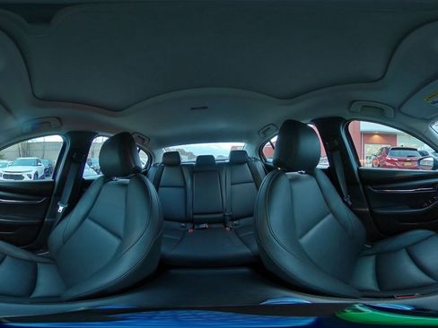 Used 2025 MAZDA MAZDA3 s image 43