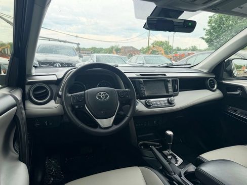 Used 2018 Toyota RAV4 Limited w/ Advanced Technology Package AWD/4WD image 22