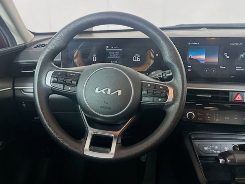 Used 2025 Kia K5 LXS image 18