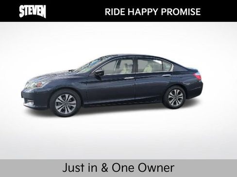 Used 2013 Honda Accord LX image 2
