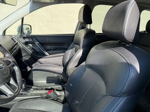 Used 2017 Subaru Forester 2.5i Touring AWD/4WD image 21