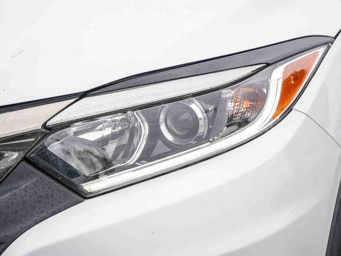Used 2022 Honda HR-V EX image 5