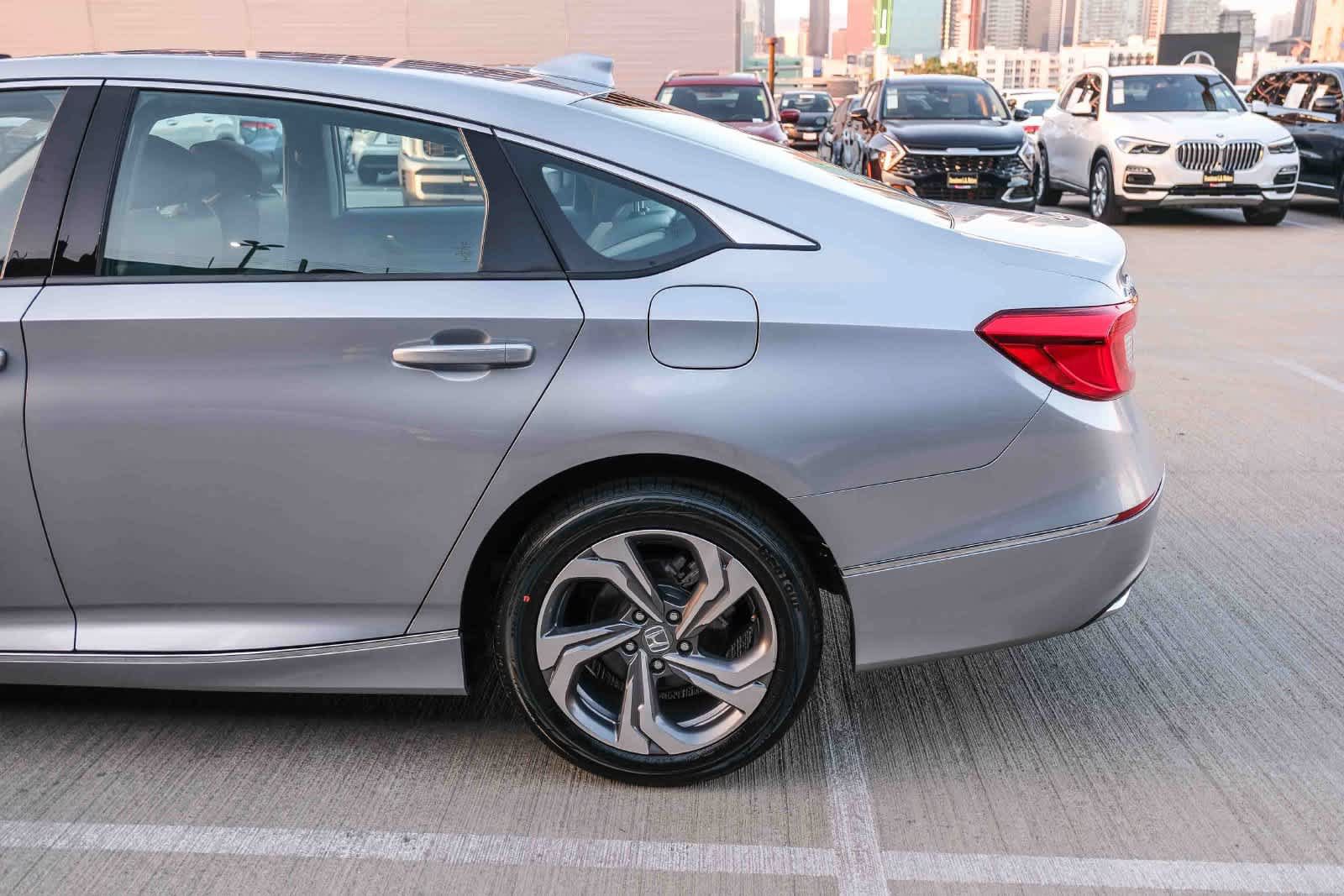Used 2020 Honda Accord EX image 8