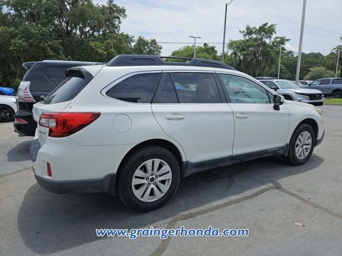 Used 2015 Subaru Outback 2.5i Premium AWD/4WD image 7