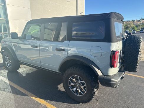 Used 2022 Ford Bronco Badlands AWD/4WD image 6