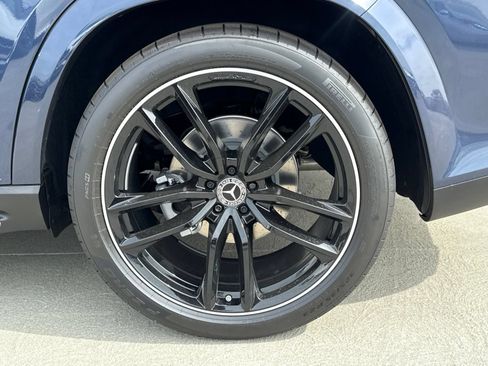 New 2026 Mercedes-Benz GLS 580 4MATIC image 14