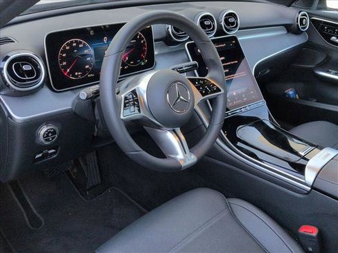 Used 2025 Mercedes-Benz C 300 Sedan image 9