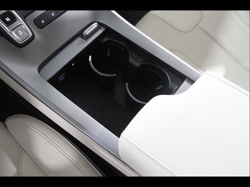 Used 2020 Hyundai Palisade Limited AWD/4WD image 16