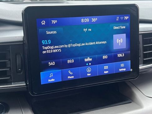 Used 2022 Ford Explorer XLT w/ Equipment Group 202A image 21