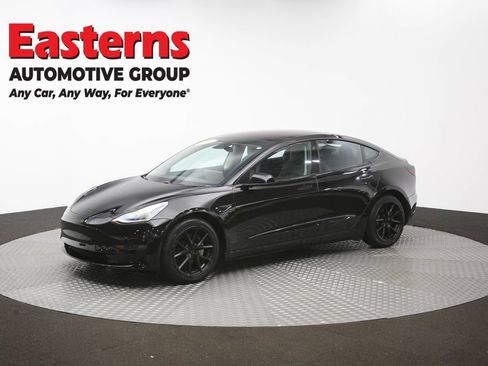 Used 2018 Tesla Model 3 Long Range RWD image 51
