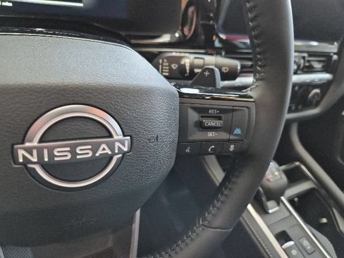 New 2026 Nissan Pathfinder SL w/ SL Premium Package AWD/4WD image 21