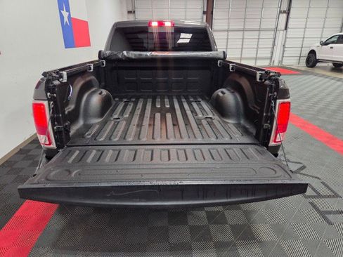 Used 2017 RAM 3500 Laramie Longhorn image 29