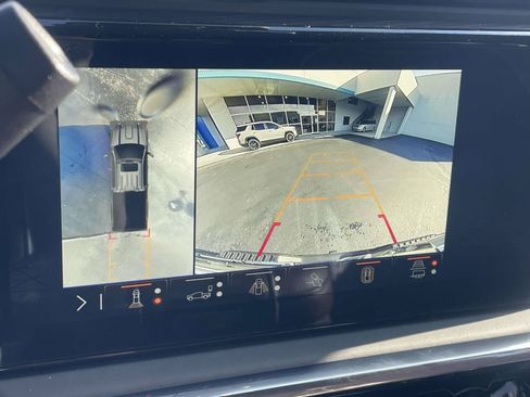Certified 2025 GMC Sierra 2500 Denali Ultimate w/ Max Trailering Package AWD/4WD image 22