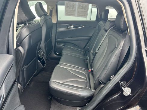 Certified 2023 Lincoln Nautilus Reserve w/ Monochromatic Package image 19